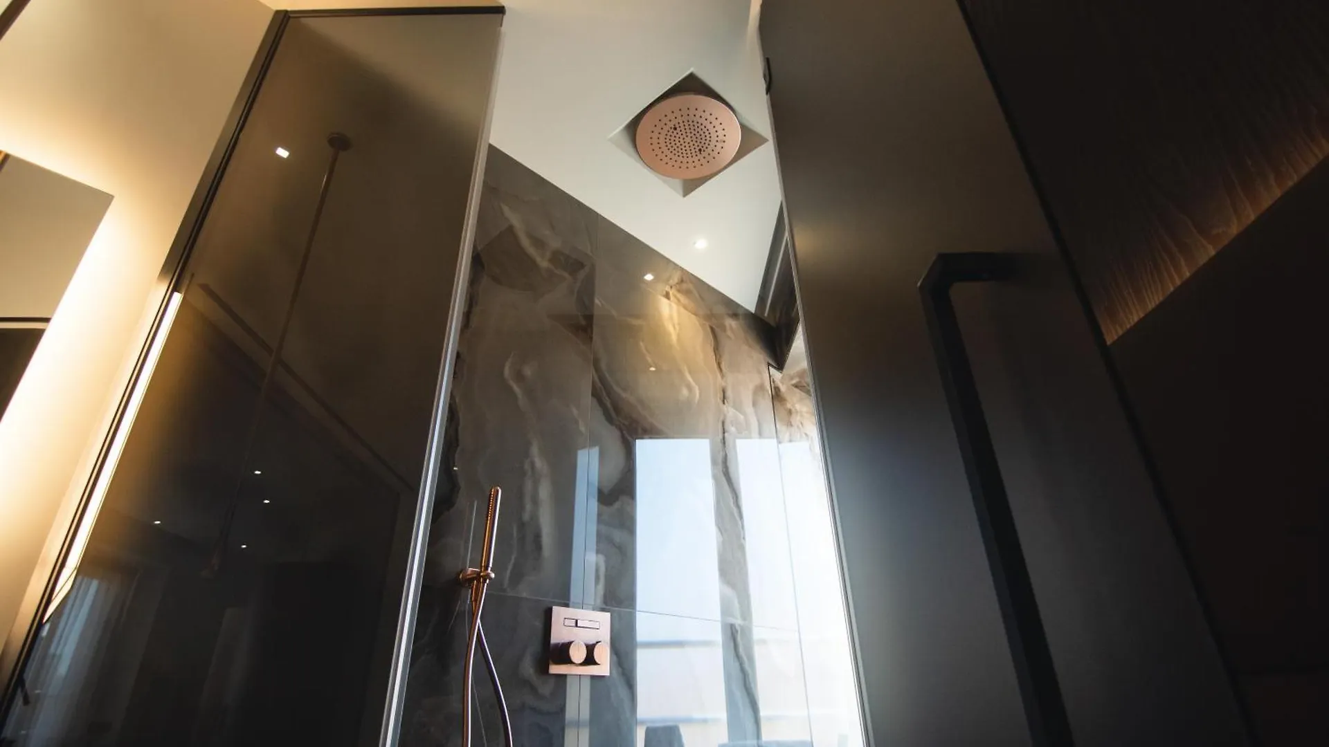 Tritone Luxury Suites Fontana Di Trevi Roma Italia