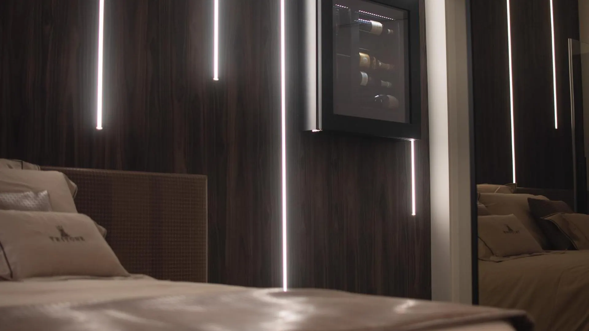 Tritone Luxury Suites Fontana Di Trevi Roma 0*,