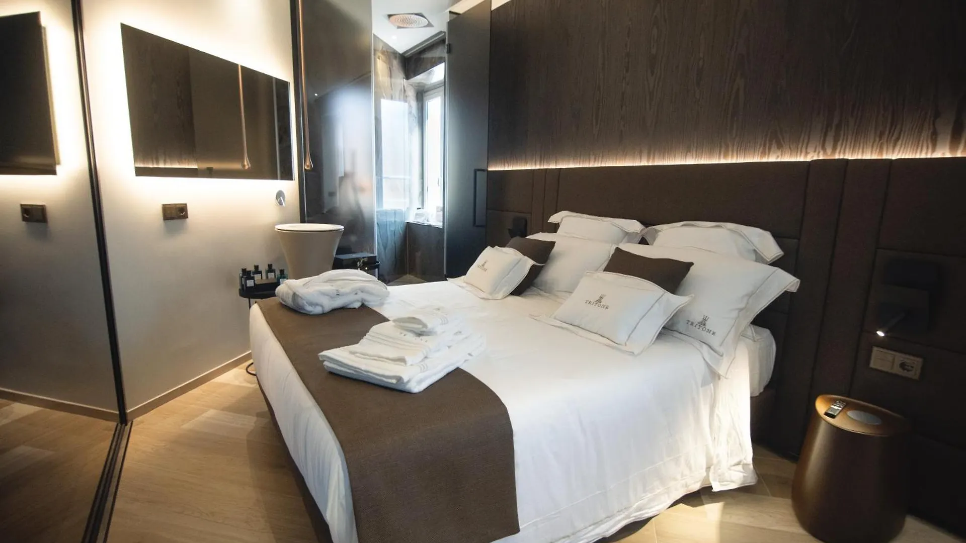 Bed & Breakfast Tritone Luxury Suites Fontana Di Trevi Rome